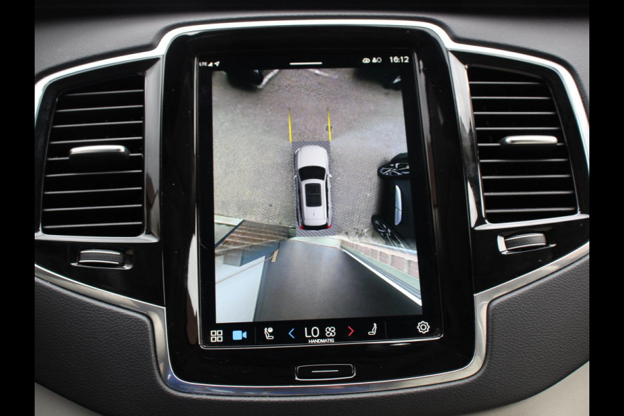 Volvo XC90 2.0 T8 Recharge AWD Ultimate Dark | Leder | Panorama-schuifdak | Navigatie | Electrisch bedienbare achterklep | Camera 360* | Elektrische trekhaak Adaptieve cruise control | Keyless | Verwarmde stoelen | LED | Stuurverwarming | Apple Carplay/ Android Auto