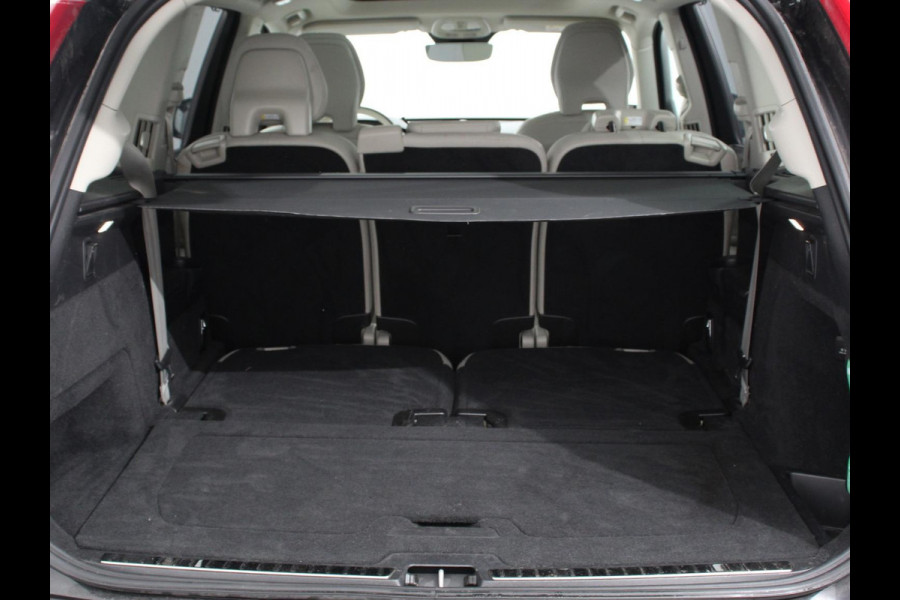 Volvo XC90 2.0 T8 Recharge AWD Ultimate Dark | Leder | Panorama-schuifdak | Navigatie | Electrisch bedienbare achterklep | Camera 360* | Elektrische trekhaak Adaptieve cruise control | Keyless | Verwarmde stoelen | LED | Stuurverwarming | Apple Carplay/ Android Auto