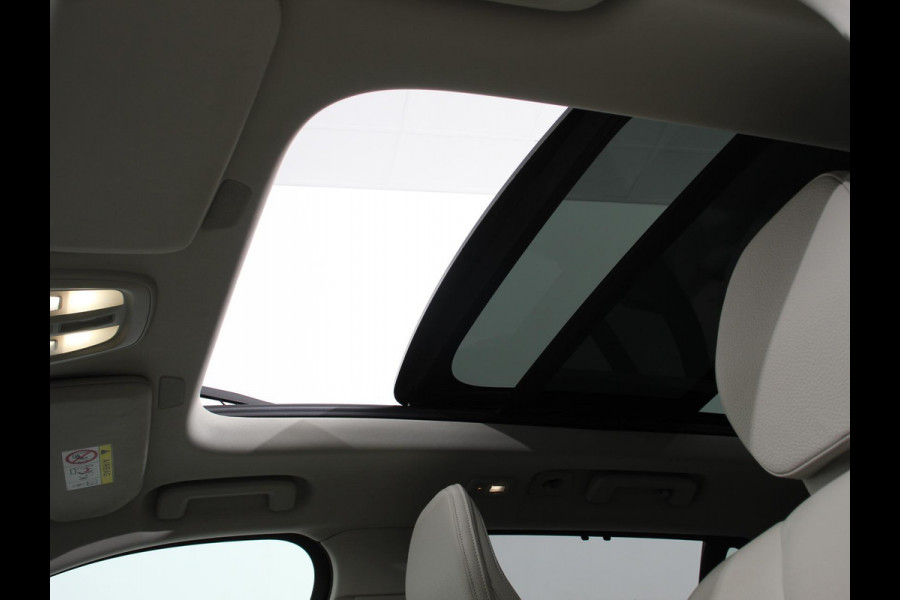 Volvo XC90 2.0 T8 Recharge AWD Ultimate Dark | Leder | Panorama-schuifdak | Navigatie | Electrisch bedienbare achterklep | Camera 360* | Elektrische trekhaak Adaptieve cruise control | Keyless | Verwarmde stoelen | LED | Stuurverwarming | Apple Carplay/ Android Auto