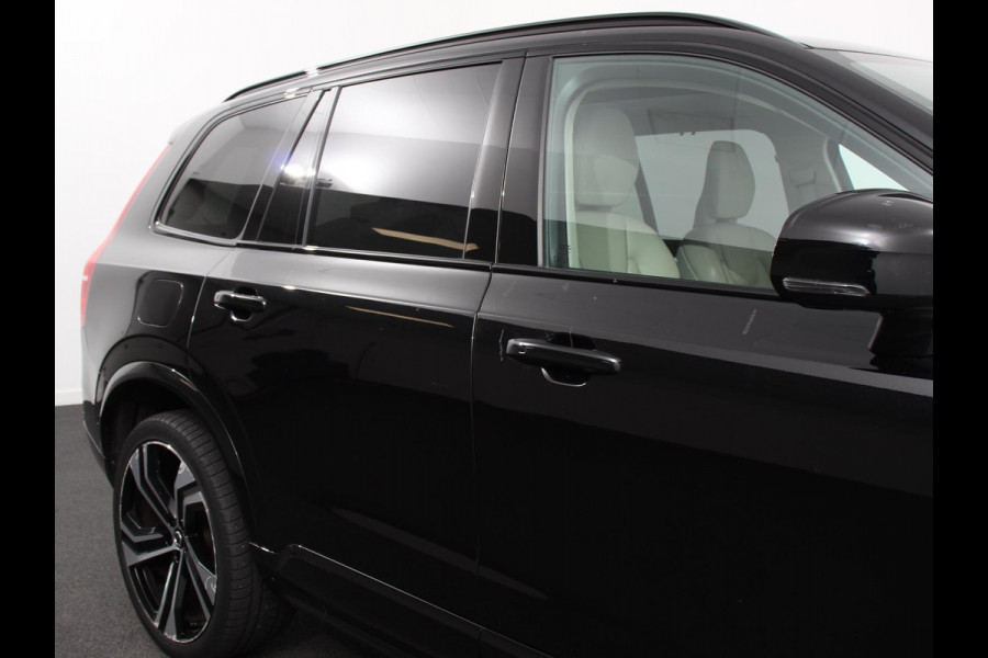 Volvo XC90 2.0 T8 Recharge AWD Ultimate Dark | Leder | Panorama-schuifdak | Navigatie | Electrisch bedienbare achterklep | Camera 360* | Elektrische trekhaak Adaptieve cruise control | Keyless | Verwarmde stoelen | LED | Stuurverwarming | Apple Carplay/ Android Auto
