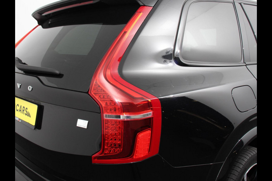 Volvo XC90 2.0 T8 Recharge AWD Ultimate Dark | Leder | Panorama-schuifdak | Navigatie | Electrisch bedienbare achterklep | Camera 360* | Elektrische trekhaak Adaptieve cruise control | Keyless | Verwarmde stoelen | LED | Stuurverwarming | Apple Carplay/ Android Auto