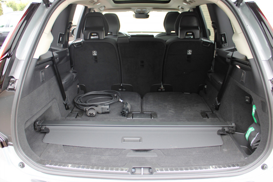 Volvo XC90 2.0 T8 Plug-in hybrid AWD Plus Dark | Nieuw Model | Panoramadak | H&K | 360 Camera | Leder | 21 ''