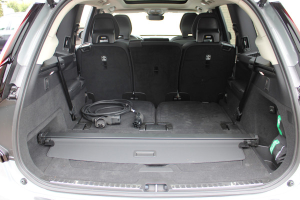 Volvo XC90 2.0 T8 Plug-in hybrid AWD Plus Dark | Nieuw Model | Panoramadak | H&K | 360 Camera | Leder | 21 ''