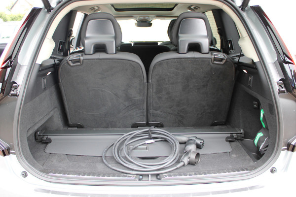 Volvo XC90 2.0 T8 Plug-in hybrid AWD Plus Dark | Nieuw Model | Panoramadak | H&K | 360 Camera | Leder | 21 ''