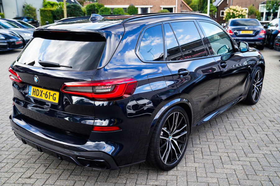 BMW X5 XDrive45e High Executive | Massage | Swarovski | Panorama | BMW Laser koplampen | Stoelverkoeling | Luchtvering | Head up |