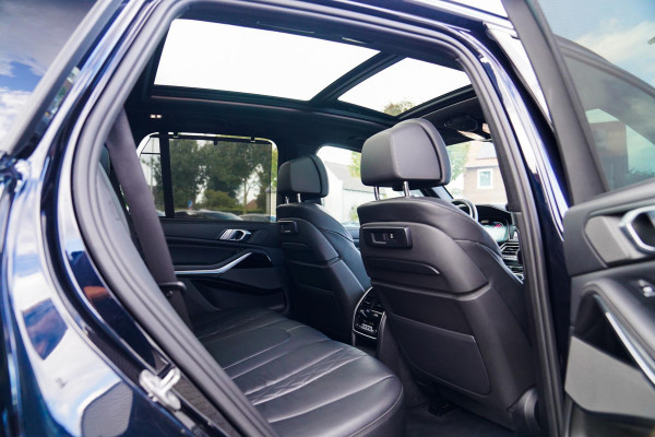 BMW X5 XDrive45e High Executive | Massage | Swarovski | Panorama | BMW Laser koplampen | Stoelverkoeling | Luchtvering | Head up |