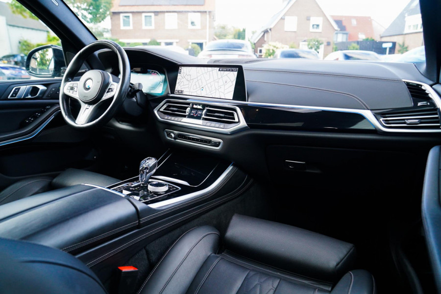 BMW X5 XDrive45e High Executive | Massage | Swarovski | Panorama | BMW Laser koplampen | Stoelverkoeling | Luchtvering | Head up |