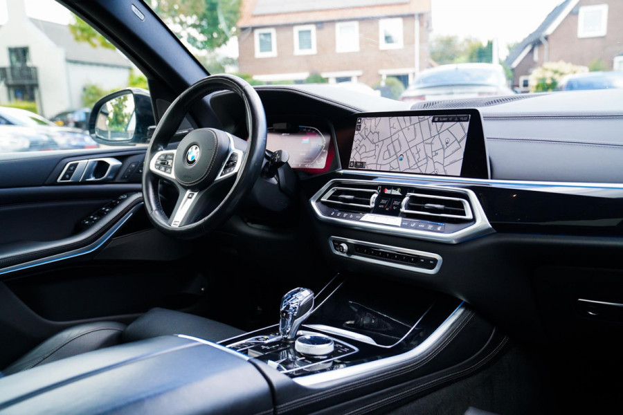 BMW X5 XDrive45e High Executive | Massage | Swarovski | Panorama | BMW Laser koplampen | Stoelverkoeling | Luchtvering | Head up |