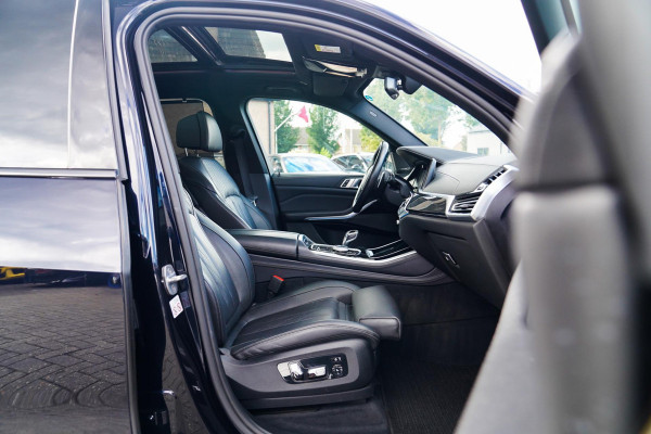 BMW X5 XDrive45e High Executive | Massage | Swarovski | Panorama | BMW Laser koplampen | Stoelverkoeling | Luchtvering | Head up |