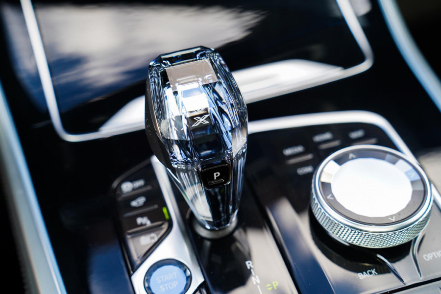 BMW X5 XDrive45e High Executive | Massage | Swarovski | Panorama | BMW Laser koplampen | Stoelverkoeling | Luchtvering | Head up |
