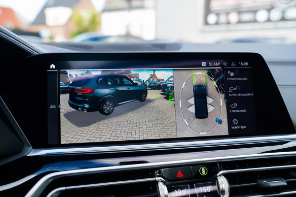 BMW X5 XDrive45e High Executive | Massage | Swarovski | Panorama | BMW Laser koplampen | Stoelverkoeling | Luchtvering | Head up |