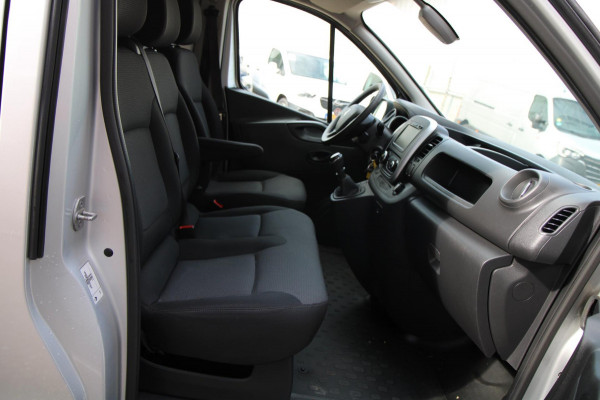 Renault Trafic 1.6 dCi 95PK T29 L1H1 Comfort / Trekhaak / App connect / Camera