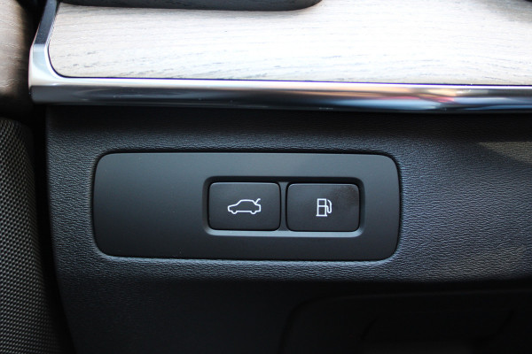 Volvo XC90 2.0 T8 Plug-in hybrid AWD Plus Dark | Nieuw Model | Panoramadak | H&K | 360 Camera | Leder | 21 ''