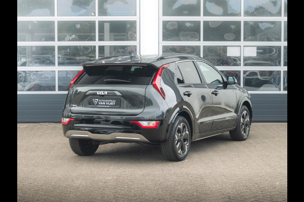 Kia Niro EV Light Advanced 64.8 kWh | Direct leverbaar l Stoel&Stuur Verwarming l Privacy glas l PDC | Camera | Privatelease vanaf € 609,00