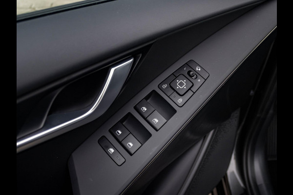 Kia Niro EV Light Advanced 64.8 kWh | Direct leverbaar l Stoel&Stuur Verwarming l Privacy glas l PDC | Camera | Privatelease vanaf € 609,00