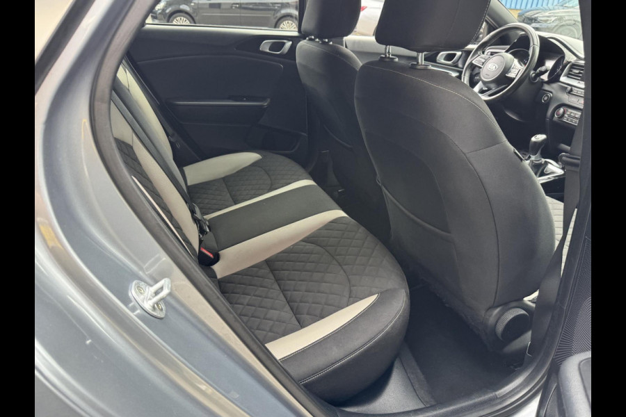 Kia ProCeed 1.0 T-GDI GT-PlusLine - Navigatie I Airco I Sport pakket I PDC/Camera I LED I Sport velgen I Dealer onderhouden