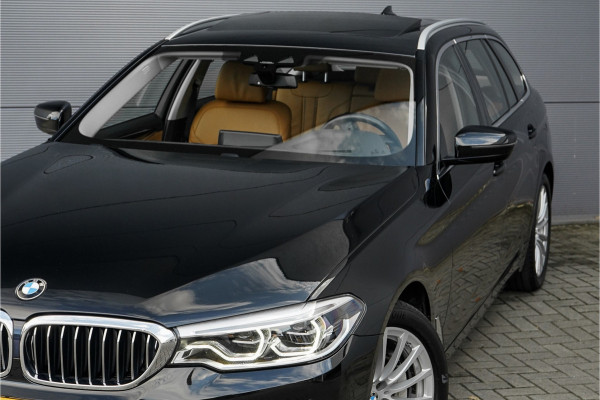 BMW 5 Serie Touring 530i xDrive High Executive Luxury Pano ACC CarPlay Camera Leder