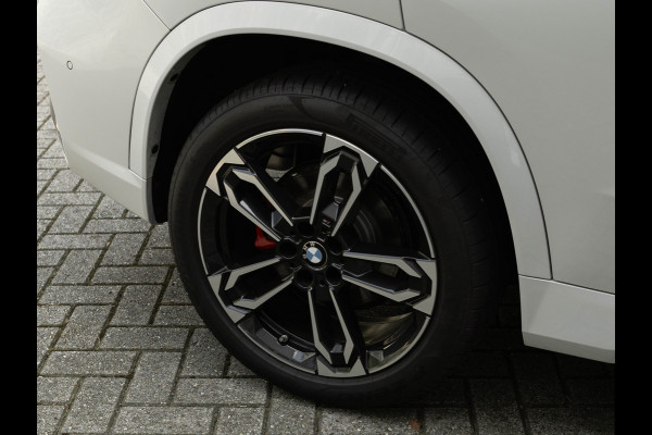BMW X1 sDrive18i M-Sport Pro - Pano - Trekhaak - Driving Ass Plus - Harman Kardon
