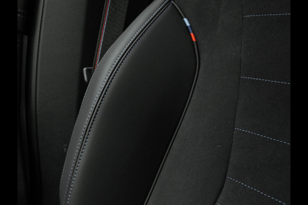 BMW X1 sDrive18i M-Sport Pro - Pano - Trekhaak - Driving Ass Plus - Harman Kardon