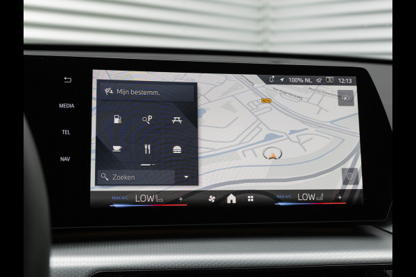 BMW X1 sDrive18i M-Sport Pro - Pano - Trekhaak - Driving Ass Plus - Harman Kardon