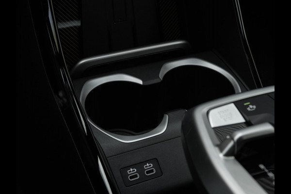 BMW X1 sDrive18i M-Sport Pro - Pano - Trekhaak - Driving Ass Plus - Harman Kardon
