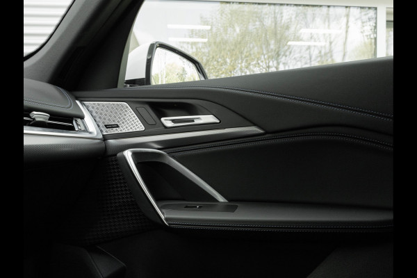 BMW X1 sDrive18i M-Sport Pro - Pano - Trekhaak - Driving Ass Plus - Harman Kardon