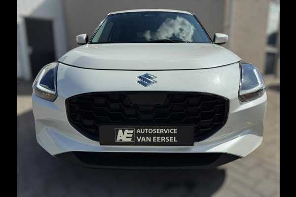 Suzuki Swift 1.2 Style Smart Hybrid NIEUWSTE MODEL / LED / CARPLAY / PDC / ACC / PARELMOER / CAMERA / WARNING SPOTS / LANE ASSIST