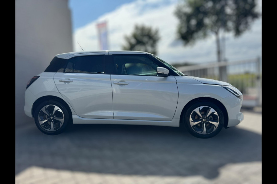 Suzuki Swift 1.2 Style Smart Hybrid NIEUWSTE MODEL / LED / CARPLAY / PDC / ACC / PARELMOER / CAMERA / WARNING SPOTS / LANE ASSIST