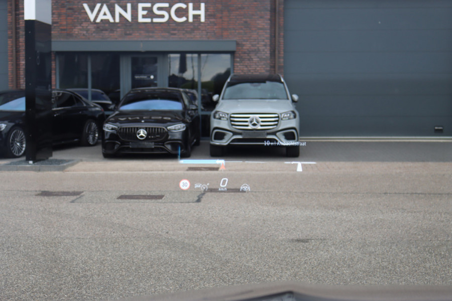 Mercedes-Benz EQE SUV AMG 43 4MATIC Premium+ 91 kWh | ex BTW €86.500,- | Hyperscreen | Achterasbesturing | Luchtvering | Distronic+ | Trekhaak | Stoelventilatie | Memory | HUD | Burmester | Digital Light |