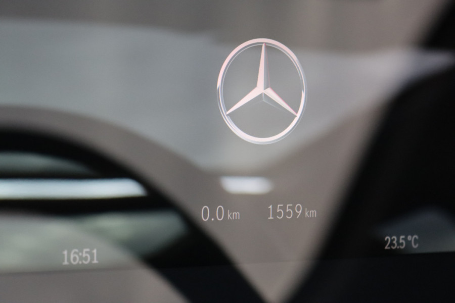 Mercedes-Benz EQE SUV AMG 43 4MATIC Premium+ 91 kWh | ex BTW €86.500,- | Hyperscreen | Achterasbesturing | Luchtvering | Distronic+ | Trekhaak | Stoelventilatie | Memory | HUD | Burmester | Digital Light |