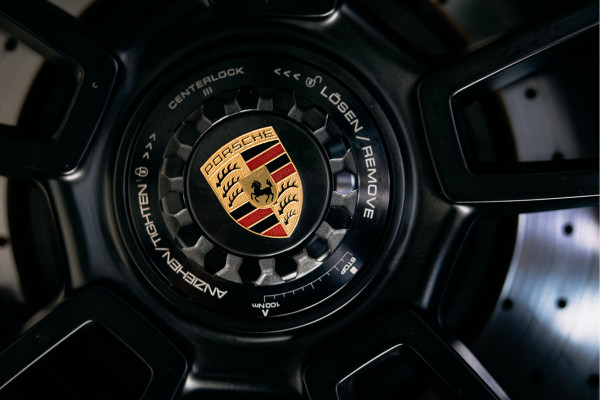Porsche 911 3.0 Carrera 4 GTS NL Geleverd | BTW | Noise lift | Stoel verw/ventilatie | Vol leder |