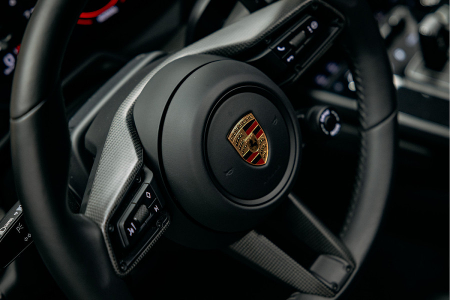 Porsche 911 3.0 Carrera 4 GTS NL Geleverd | BTW | Noise lift | Stoel verw/ventilatie | Vol leder |
