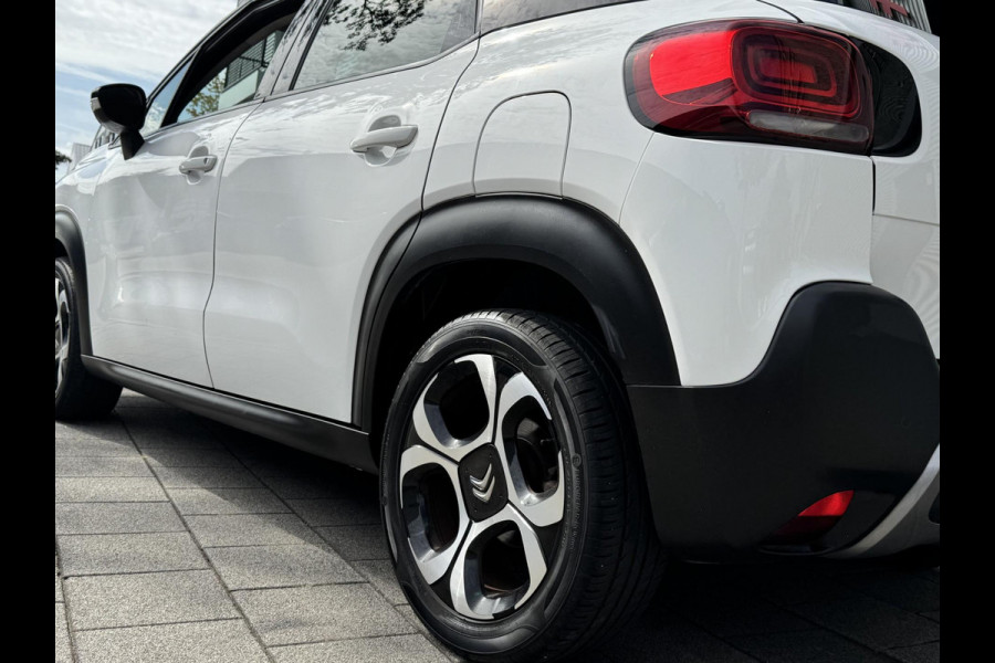 Citroën C3 Aircross 1.2 PureTech S&S Shine - AUTOMAAT I Navigatie / Apple CarPlay I LED I PDC I Sport velgen I Dealer onderhouden