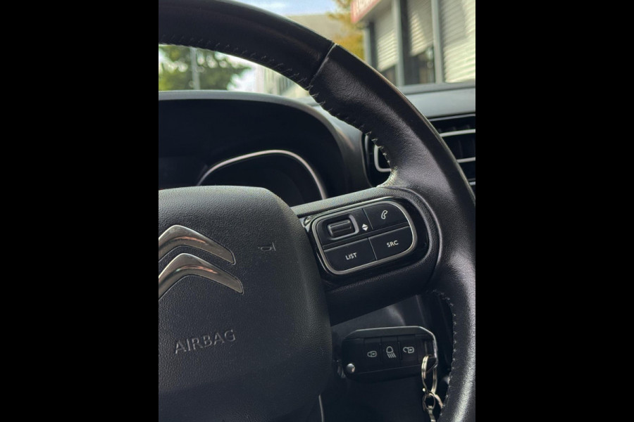 Citroën C3 Aircross 1.2 PureTech S&S Shine - AUTOMAAT I Navigatie / Apple CarPlay I LED I PDC I Sport velgen I Dealer onderhouden