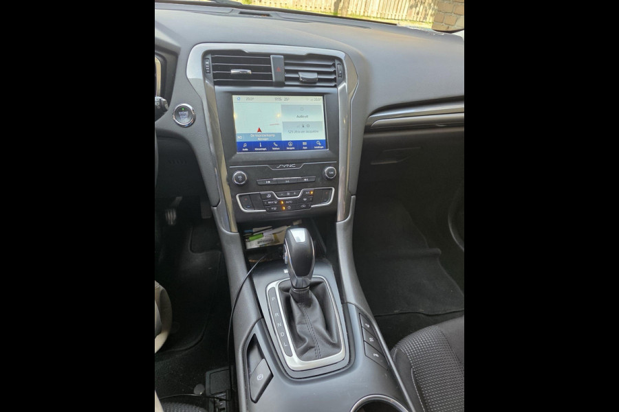 Ford Mondeo Wagon 2.0 IVCT HEV Titanium 187pk Automaat | Lichtmetaal | Navigatie | Apple Carplay / Android auto | Climate control