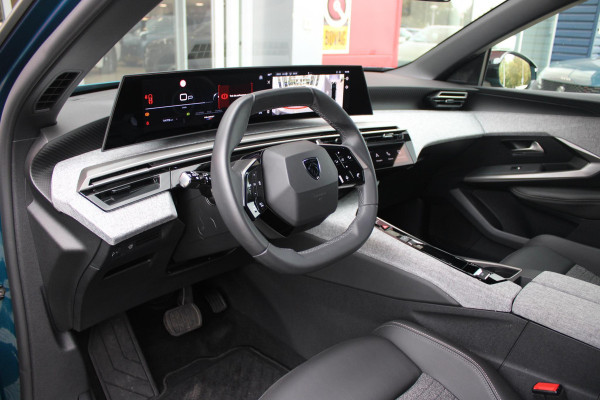 Peugeot 3008 1.2 Hybrid 145PK ALLURE AUTOMAAT | COMFORT STOELEN | STOEL / STUUR VERWARMING | DODEHOEK DETECTIE | 360° CAMERA | NAVIGATIE | 19" LICHTMETALEN VELGEN | DRAADLOOS APPLE CARPLAY / ANDROID AUTO | |