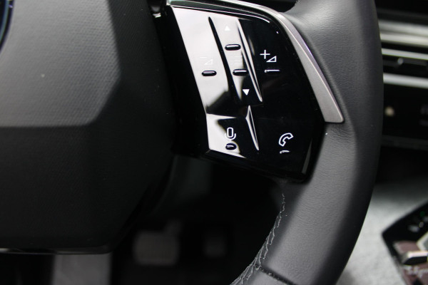 Peugeot 3008 1.2 Hybrid 145PK ALLURE AUTOMAAT | COMFORT STOELEN | STOEL / STUUR VERWARMING | DODEHOEK DETECTIE | 360° CAMERA | NAVIGATIE | 19" LICHTMETALEN VELGEN | DRAADLOOS APPLE CARPLAY / ANDROID AUTO | |