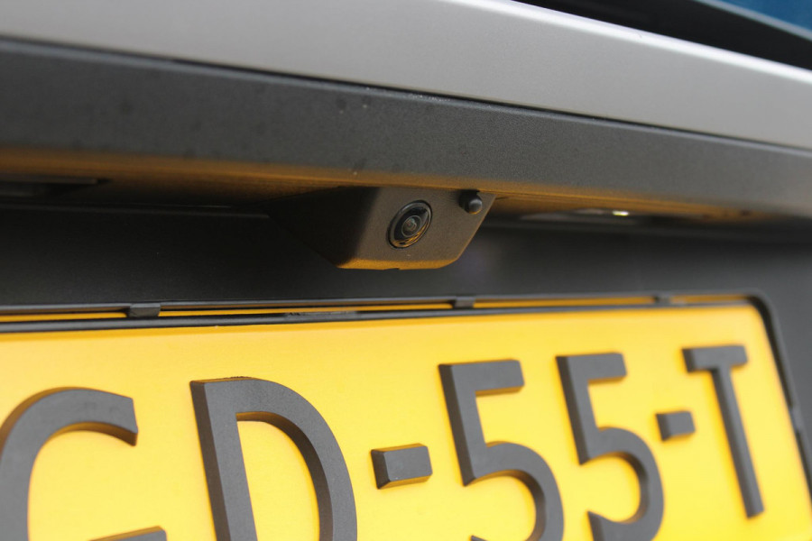 Peugeot 3008 1.2 Hybrid 145PK ALLURE AUTOMAAT | COMFORT STOELEN | STOEL / STUUR VERWARMING | DODEHOEK DETECTIE | 360° CAMERA | NAVIGATIE | 19" LICHTMETALEN VELGEN | DRAADLOOS APPLE CARPLAY / ANDROID AUTO | |