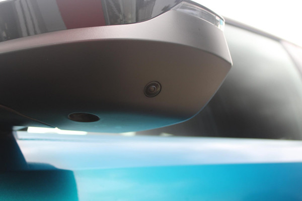 Peugeot 3008 1.2 Hybrid 145PK ALLURE AUTOMAAT | COMFORT STOELEN | STOEL / STUUR VERWARMING | DODEHOEK DETECTIE | 360° CAMERA | NAVIGATIE | 19" LICHTMETALEN VELGEN | DRAADLOOS APPLE CARPLAY / ANDROID AUTO | |