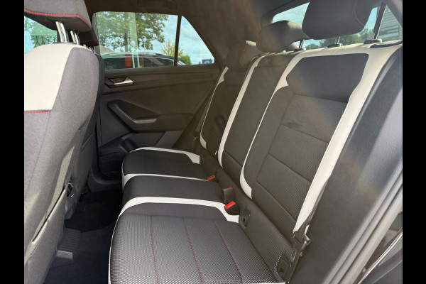 Volkswagen T-Roc 1.5 TSI Sport - Automaat - Climate - Navi - Winterpakket - Org.NL