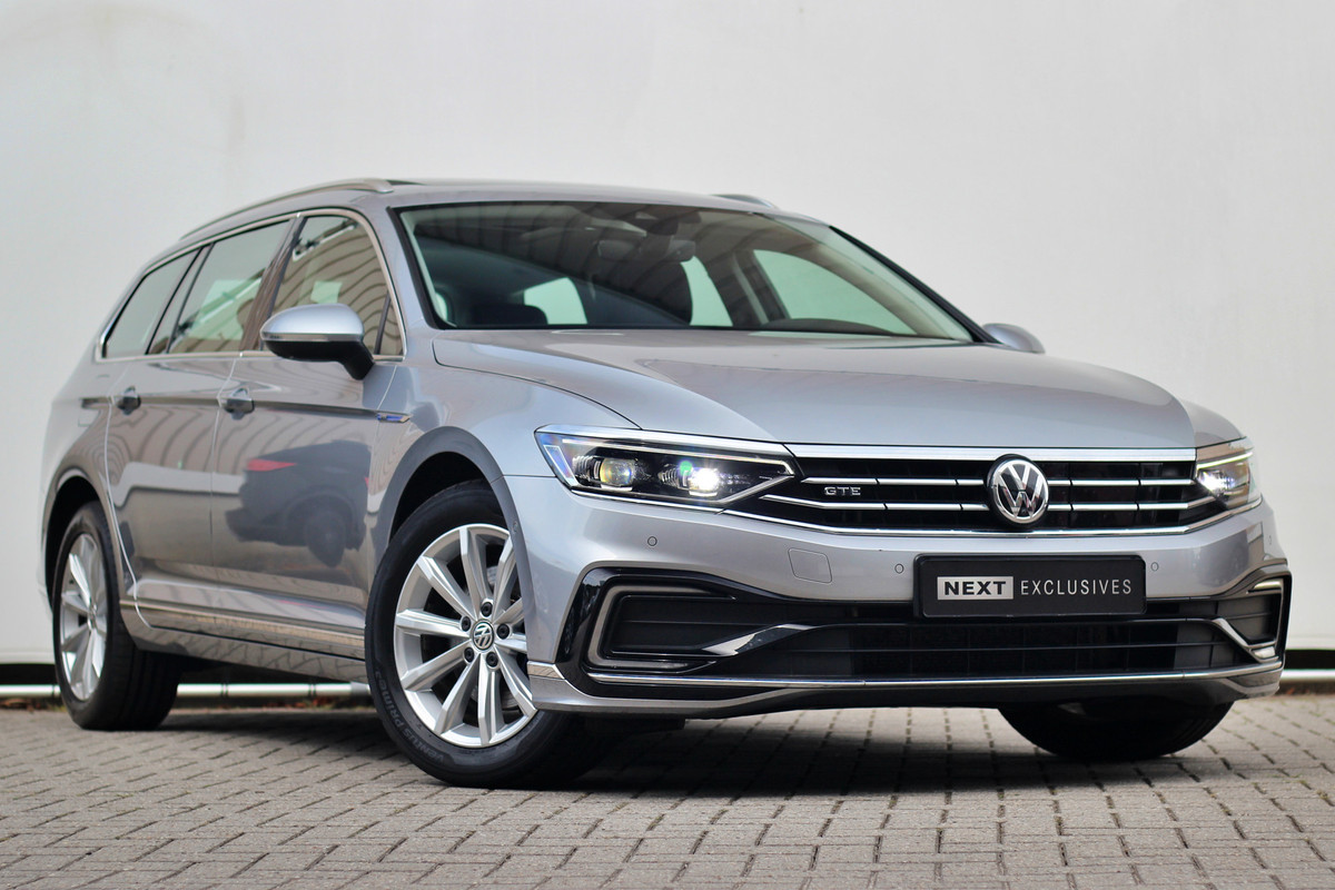Volkswagen Passat Variant 1.4 TSI PHEV GTE Business | Pano | Trekhaak | Massage | ACC | 360