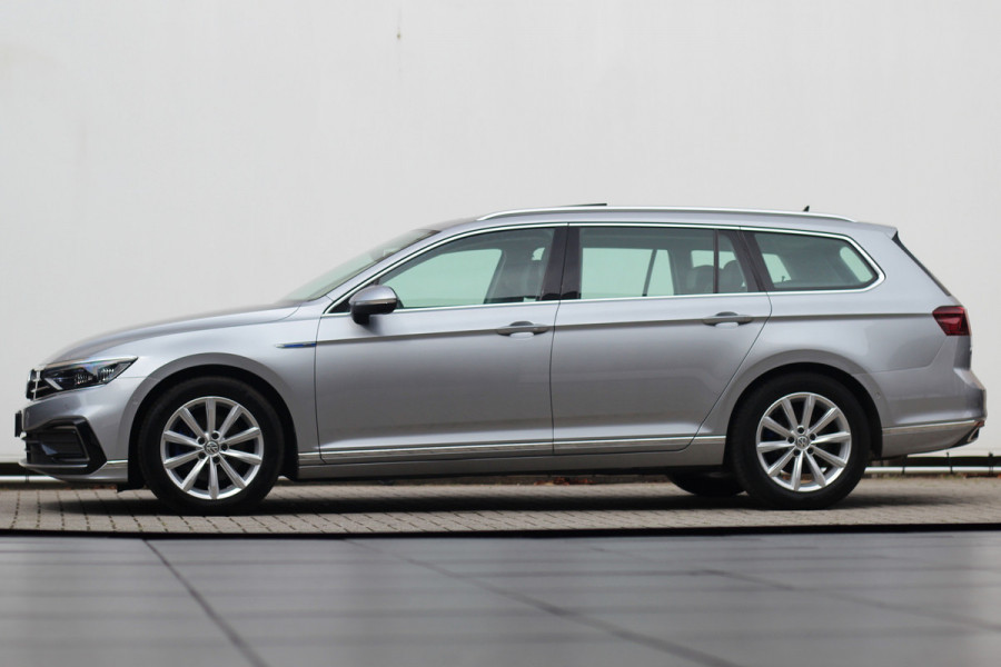 Volkswagen Passat Variant 1.4 TSI PHEV GTE Business | Pano | Trekhaak | Massage | ACC | 360