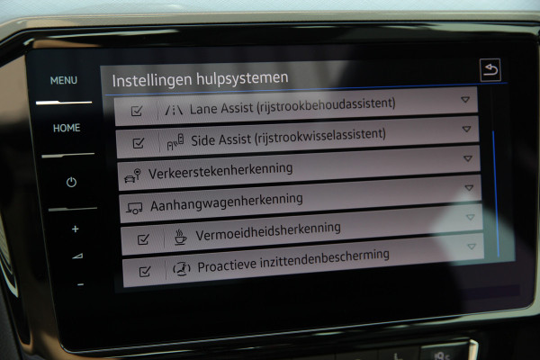 Volkswagen Passat Variant 1.4 TSI PHEV GTE Business | Pano | Trekhaak | Massage | ACC | 360