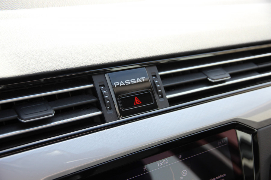 Volkswagen Passat Variant 1.4 TSI PHEV GTE Business | Pano | Trekhaak | Massage | ACC | 360