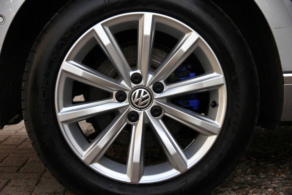 Volkswagen Passat Variant 1.4 TSI PHEV GTE Business | Pano | Trekhaak | Massage | ACC | 360