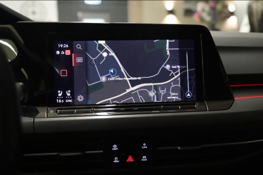 Volkswagen Golf 2.0 TSI GTI PANO/MEMORY/CARPLAY/CAM/NAVI/ VOLL