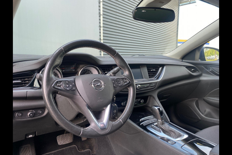 Opel Insignia Grand Sport BWJ 11-2019 | 1.5T 165PK Innovation AUTOMAAT | TREKHAAK | CLIMA | NAVI | LEDER/STOF | PDC | CAMERA | PRIVACY GLASS |