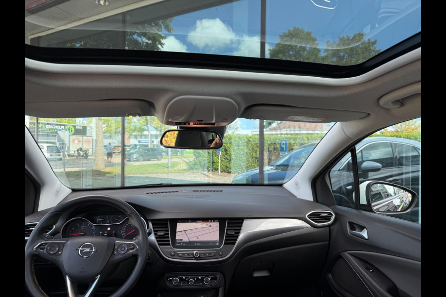 Opel Crossland X 1.2 Turbo 130pk Innovation - Navi - Panoramadak - Camera - Org.NL Opel Crossland X 1.2 Turbo 130pk Innovation - Navi - Panoramadak - Camera - Org.NL