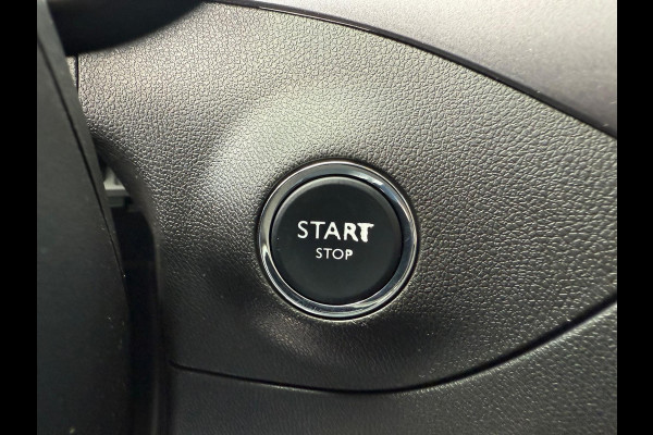 Opel Crossland X 1.2 Turbo 130pk Innovation - Navi - Panoramadak - Camera - Org.NL Opel Crossland X 1.2 Turbo 130pk Innovation - Navi - Panoramadak - Camera - Org.NL