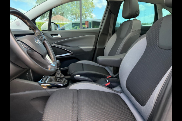 Opel Crossland X 1.2 Turbo 130pk Innovation - Navi - Panoramadak - Camera - Org.NL Opel Crossland X 1.2 Turbo 130pk Innovation - Navi - Panoramadak - Camera - Org.NL